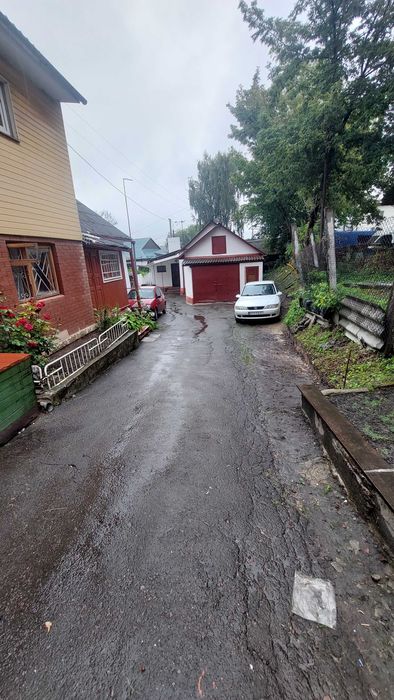 Продаж частини будинка по вулиці Опанасюка