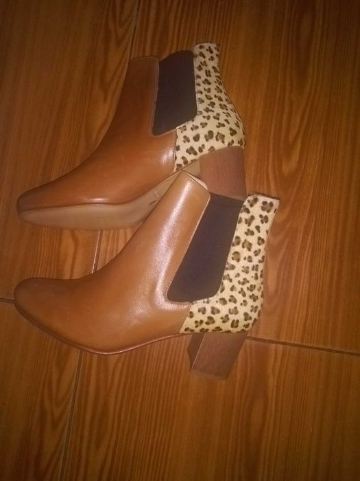 Botins camel com leopardo tamanho 38