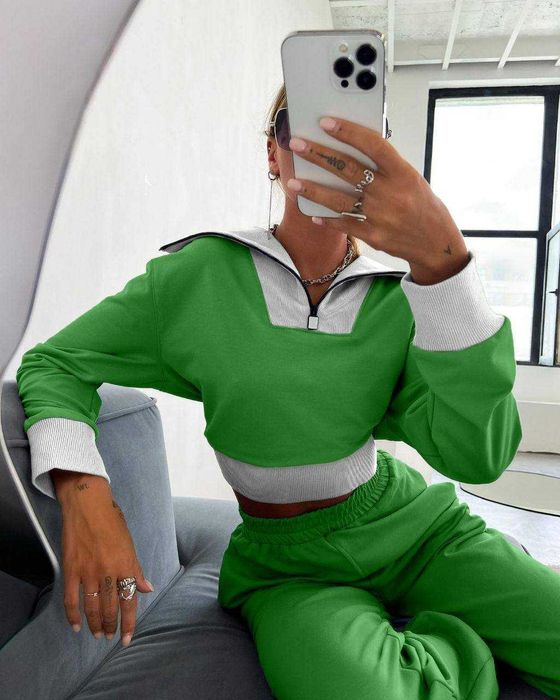 Женский зеленый спортивный костюм штаны и кофта