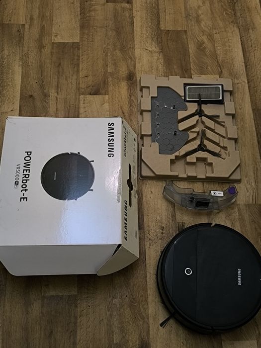 Робот-пилесос SAMSUNG VR05R5050