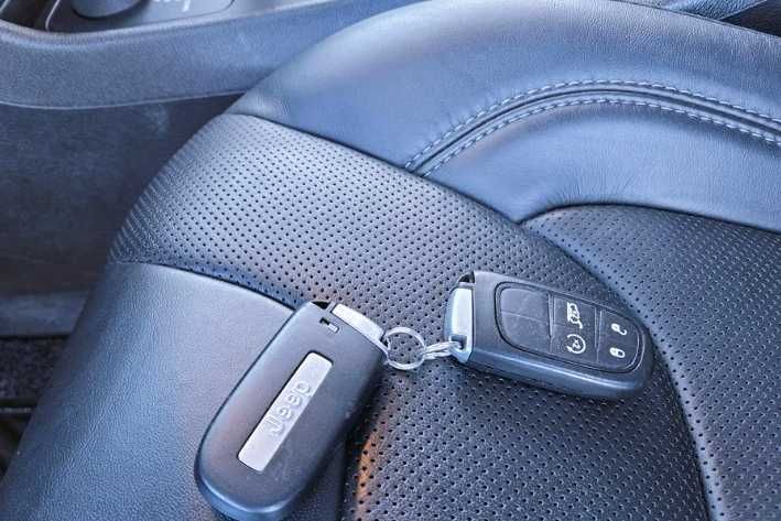 Надійний Дизельний Jeep Cherokee 4x4 Overland