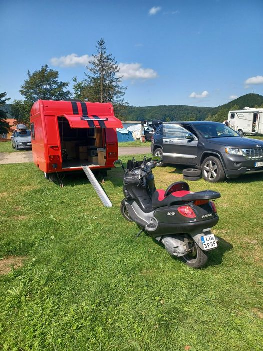 Przyczepa motocyklowa kempingowa