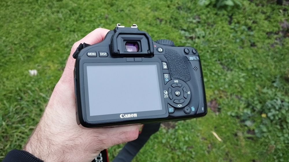 Canon 550D Коробка,SD карта Зеркальный фотоаппарат фотик фотокамера
