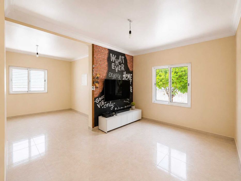 Vende-se Excelente Moradia T3 Caxarias