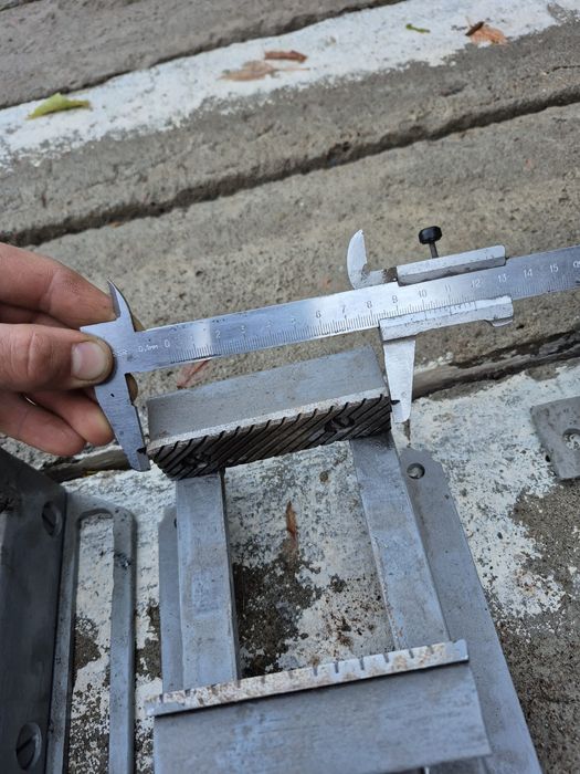 Тиски свердлильні