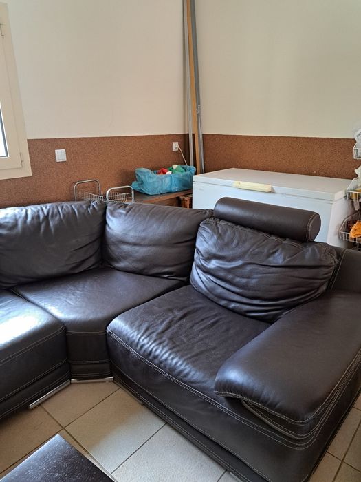 Sofá de Sala em Pele