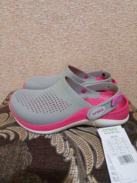 Crocs Крокси жіночі розмір М5W7 (37) М6W8 (38)