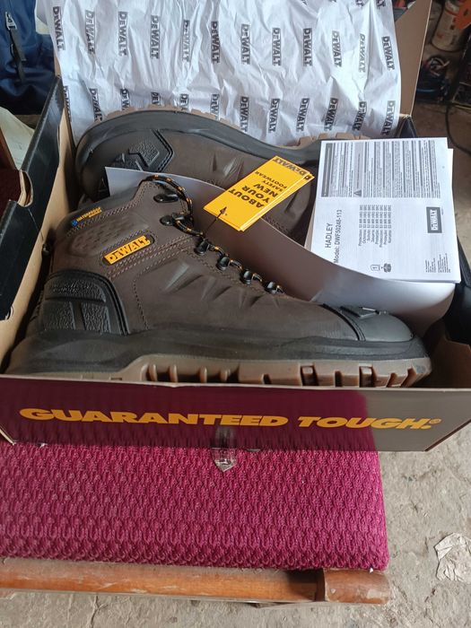 Buty robocze r44 DeWalt