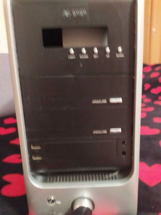 Komputer stacjonarny brak karty graficznej