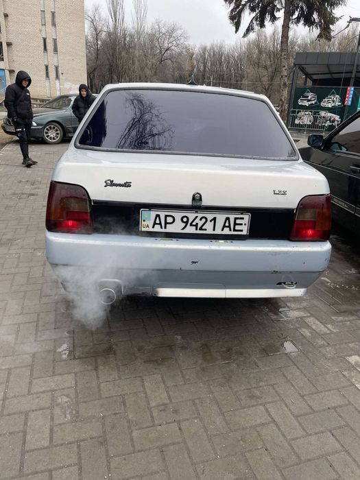 Продам машину славуту