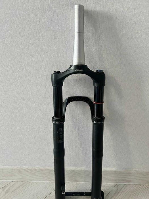 Велосипедна вилка RockShox judy 29/110