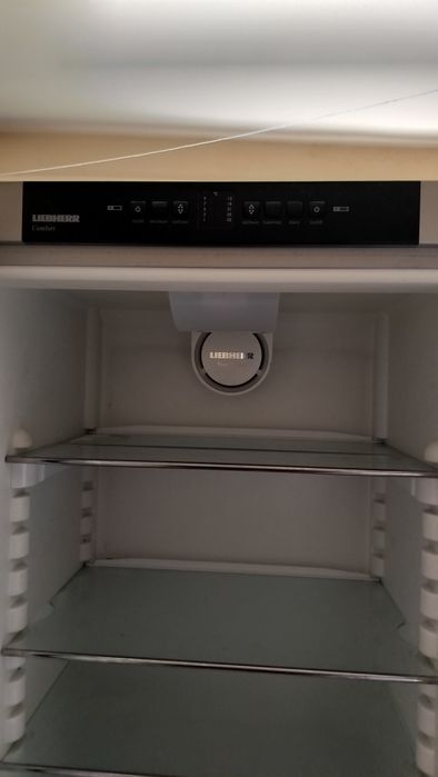 Холодильник liebherr