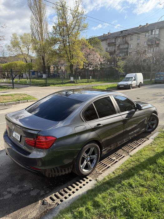 BMW f30 / 328і xdrive 2.0 бензин.