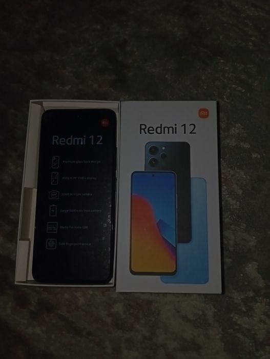 Redmi 12 на 256гб