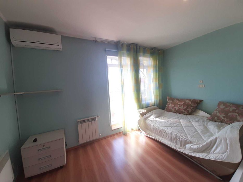 Киев. Дома 300 кв. Сауна. Джакузи. До 15 человек.