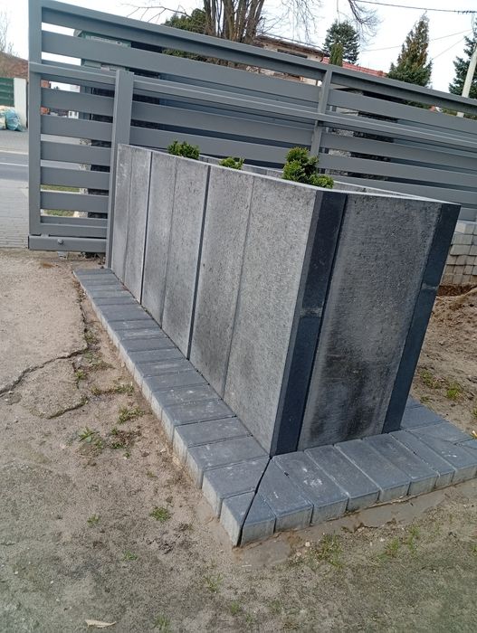 WOLNY TERMIN  WRZESIEŃ Ekspert Od Układania Kostki - solidnie i terminowo.