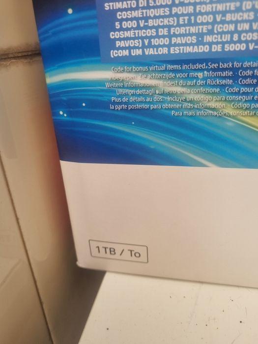 Ps5 slim 1Tb com Leitor de CD + Jogo + comando Sony + Acessórios extra - Ler anúncio  !!