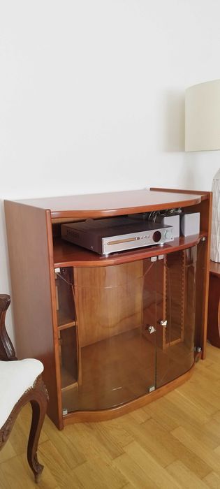 Móvel para aparelhagem e TV