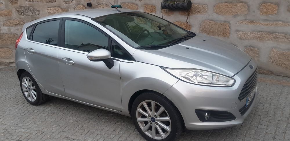 Ford Fiesta 1.5tdci  Titanium 2015