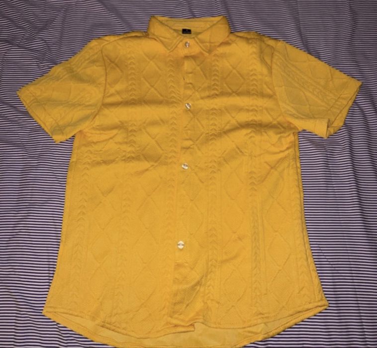 Conjunto amarelo