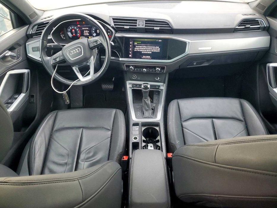 AUDI Q3 Premium Plus 40 2021