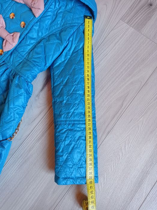 Пальто, куртка для дівчинки 4,5 років