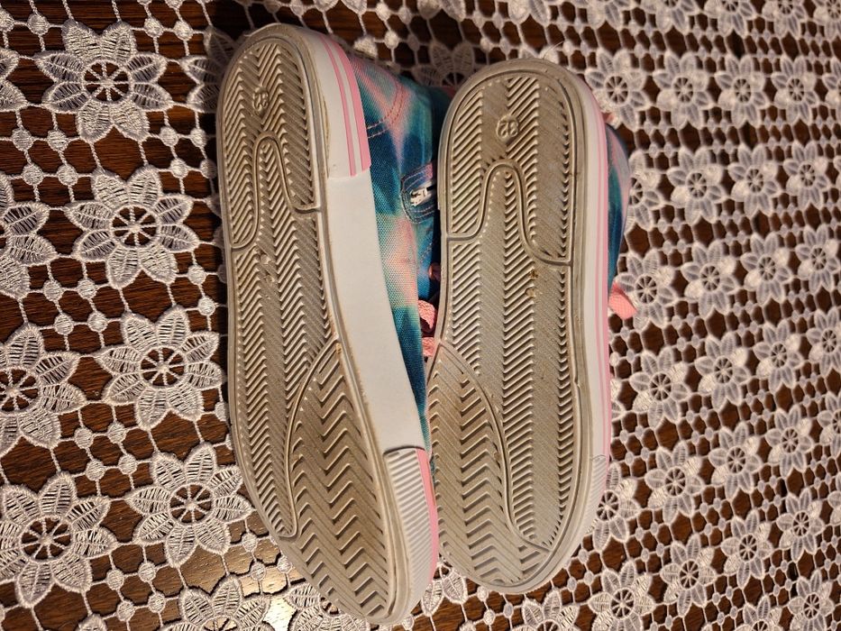 Buciki Trampki dziecięce dziewczęce rozmiar 32 Coccodrillo Active