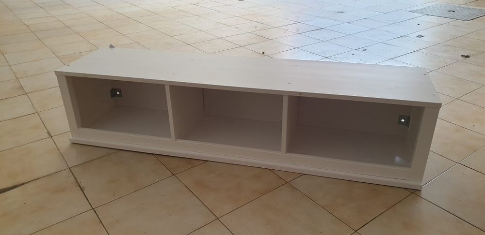 Estante Parede Hemnes Ikea