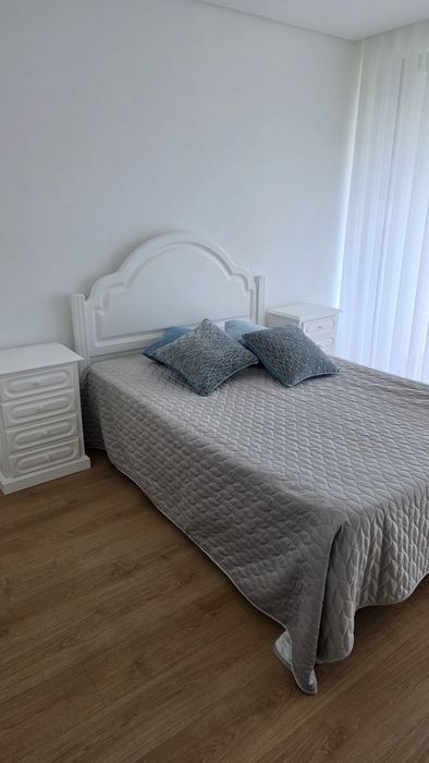 Vendo quarto lacado branco