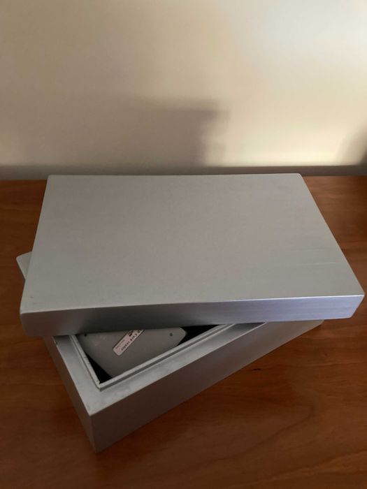 Caixa madeira prateada