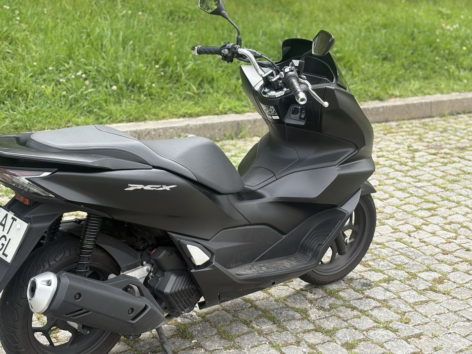 Honda Pcx 125 ( semi nova )