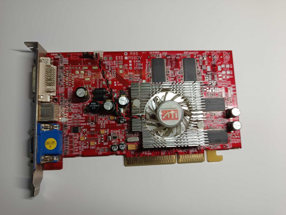Karta graficzna ATI Radeon 9600 PRO