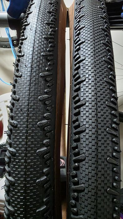 Opony Schwalbe G-One RS 700x40C