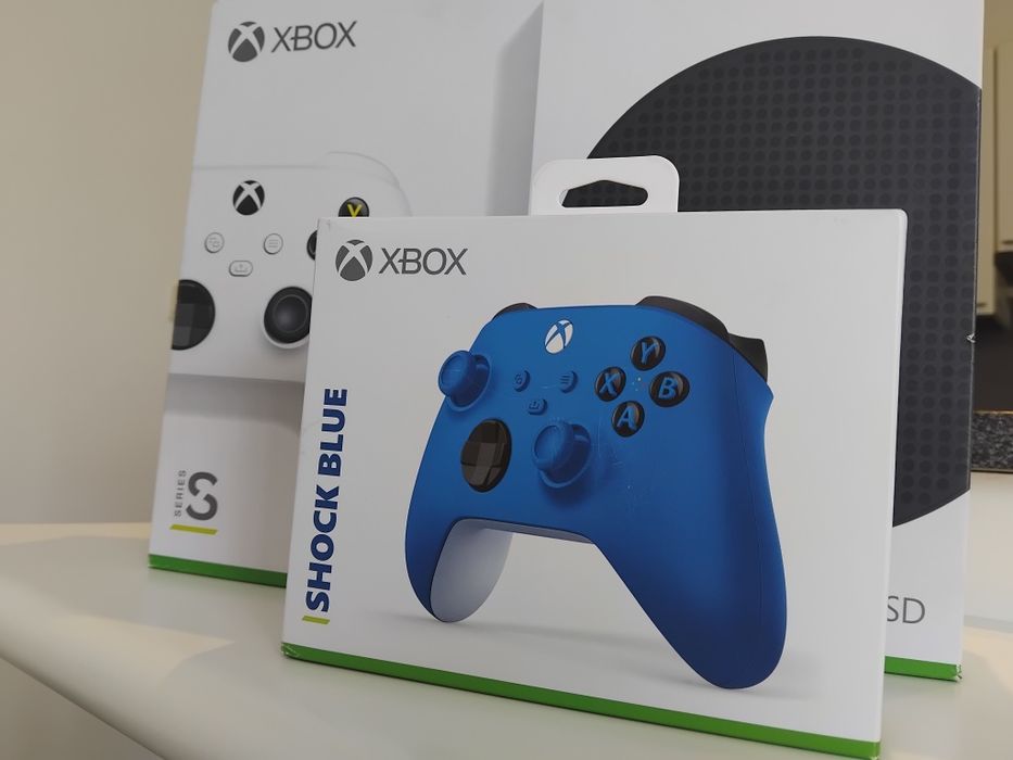 Xbox Series S + Comando Novo