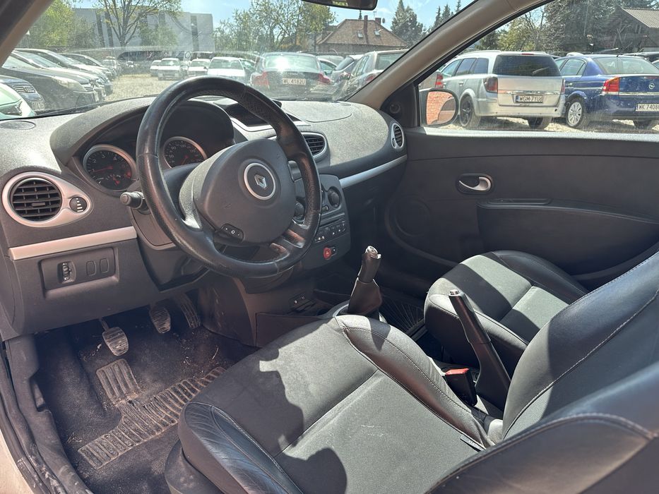 Renault Clio 1.5dci>>superstan>>małyprzebieg>>świętaotwarte>>zamiana