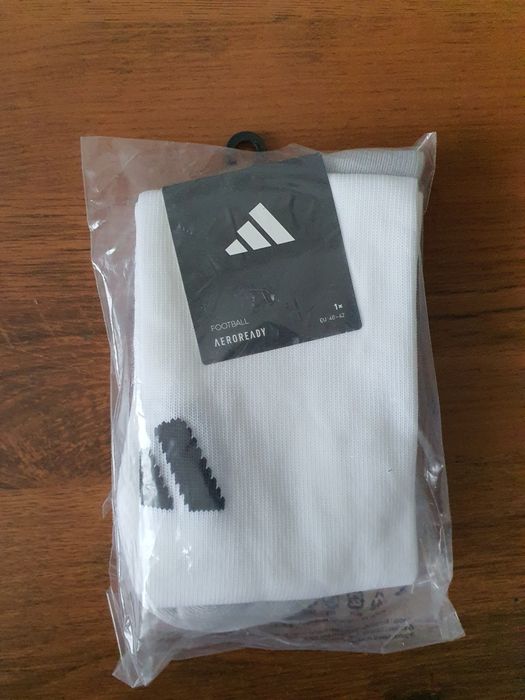 Nowe białe getry adidas milano 23