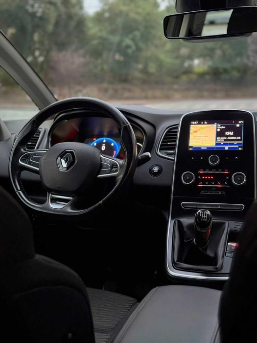 Renault Scenic 1.5dCi - 7 Lugares