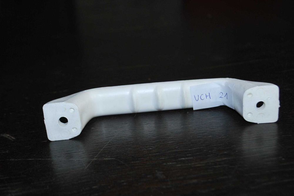 Uchwyt manewrowy do przyczepy kempingowej