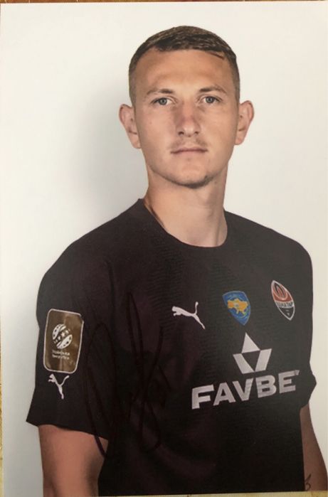 Автографи зірок медіа футболу футболістів УПЛ збірної України Премʼєр