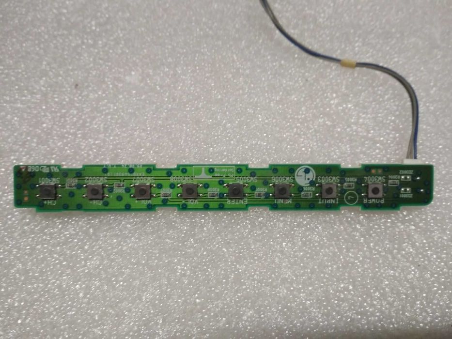 LG 22LK330--розбiр битого