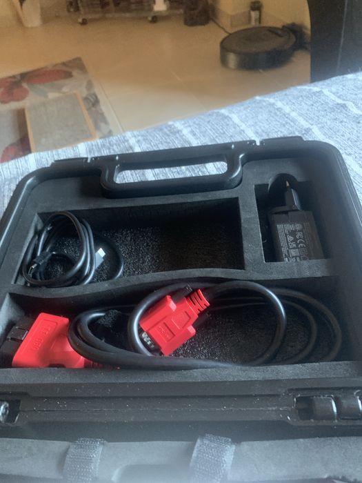 Maquina de diagnostico XTOOL IP 819 nova