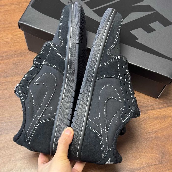 Jordan 1 Low OG Black 45