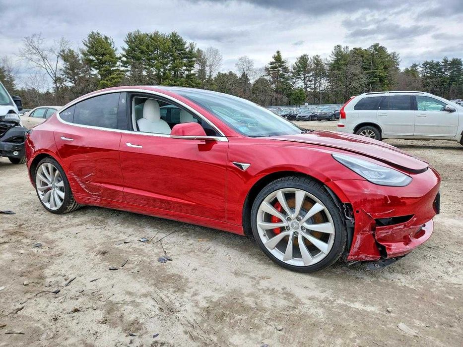 Tesla Model 3 2018