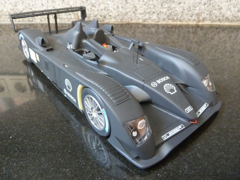 1:18 Spark, Audi R10 TDI, Test Car 2006 AutoArt Minichamps
