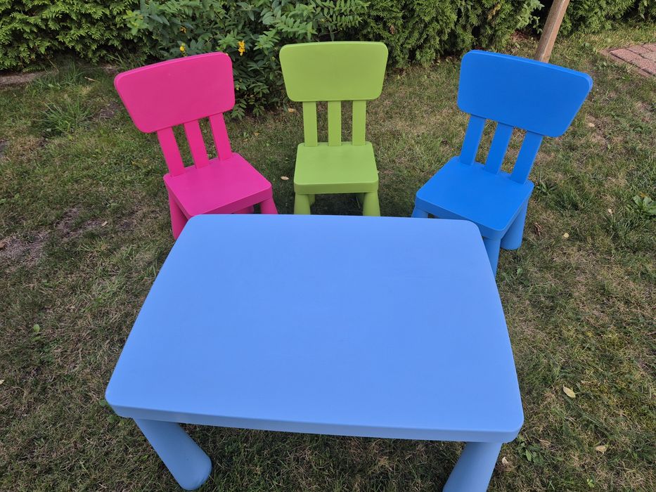 Stół i 3 krzesła Mammut Ikea