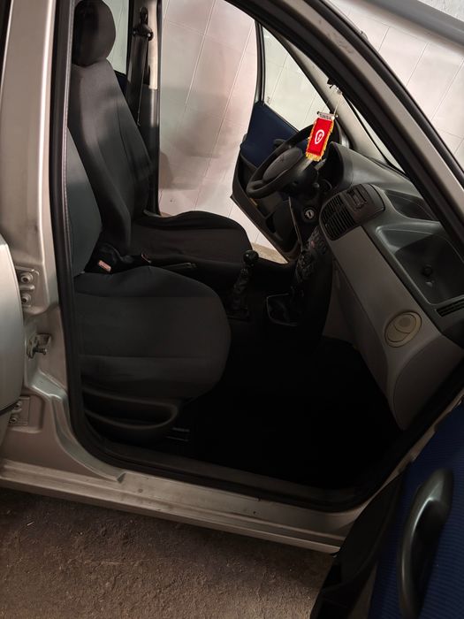 Fiat Punto — fotografia 9