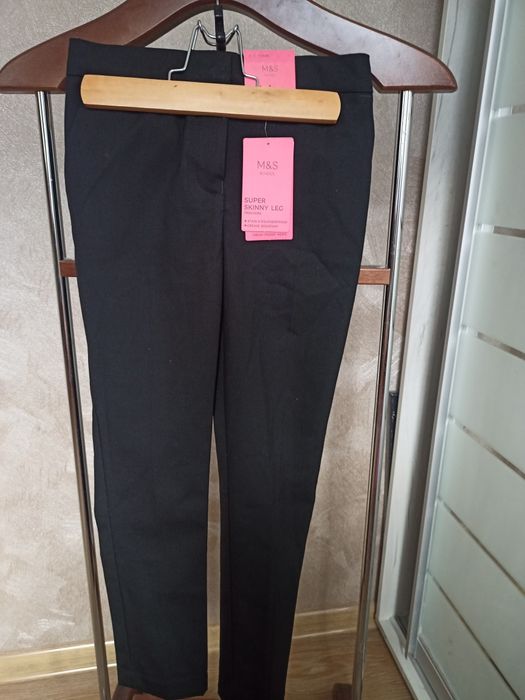 Брюки до школи 8-9 р. М&S