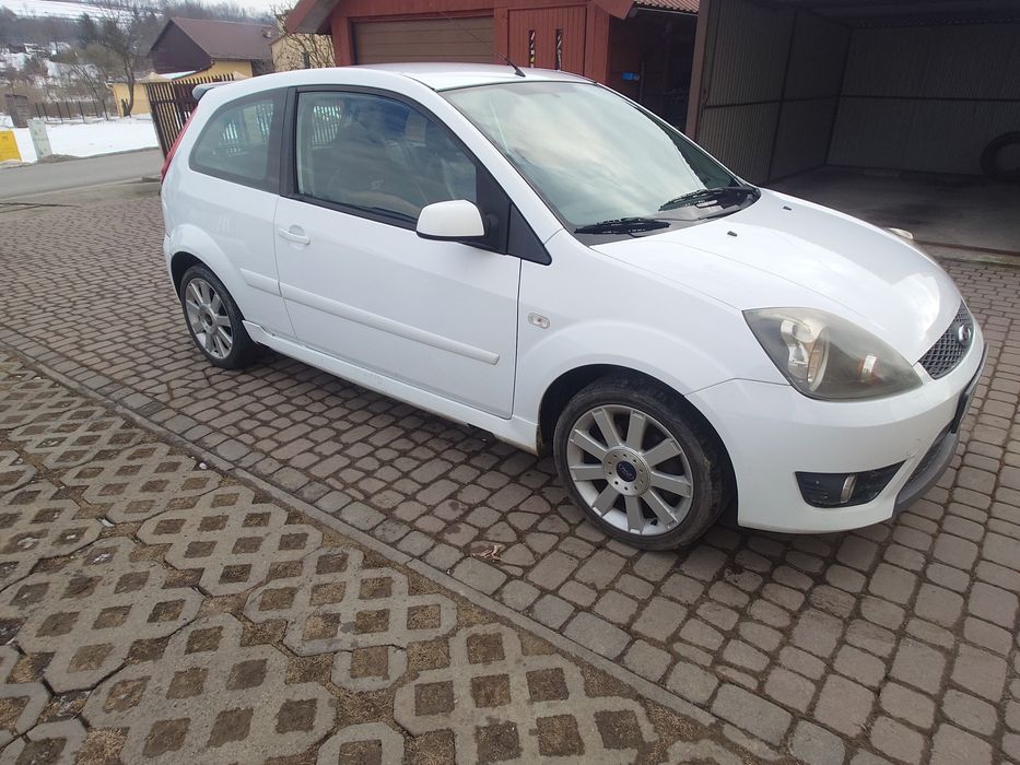 Fiesta MK6 st 150
