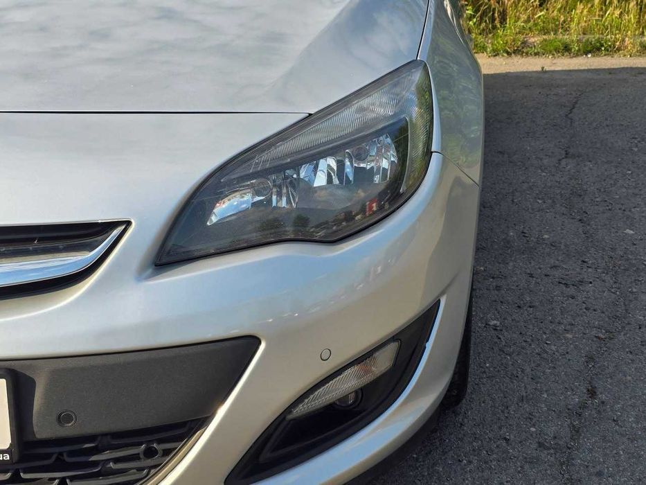 Продам  Opel Astra 2016. Можна в розстрочку, під викуп.
