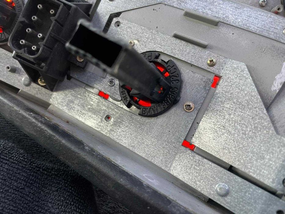 Продам оригинальный М фонарь  BMW E36